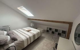 Appartement Neuf,Epure Et Bien Place